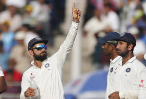 India hammer England by an innings and 36 runs in 4th Test to clinch series