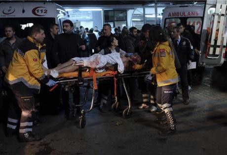 Twin blasts in Istanbul: 29 killed, 166 wounded, says Turkish minister Twin blasts in Istanbul: 29 killed, 166 wounded, says Turkish minister