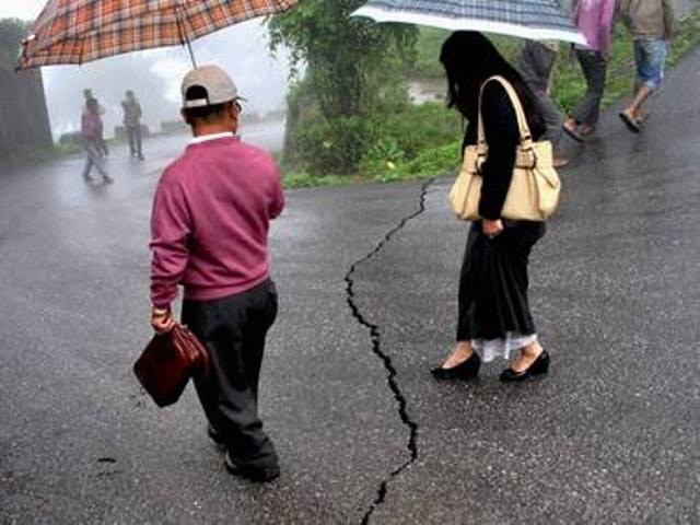 Quake hits northeastern states of India Quake hits northeastern states of India