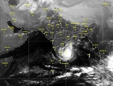 Vardah: Name of cyclone given by Pakistan; In 4 districts of TN educational institutions closed Vardah: Name of cyclone given by Pakistan; In 4 districts of TN educational institutions closed