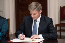 10 things to know about Bill English, New Zealand's new Prime Minister