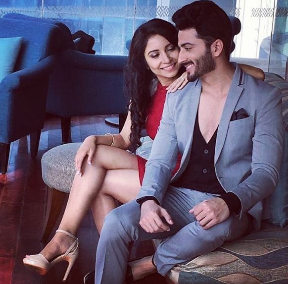 This picture of newlywed TV couple Dheeraj Dhoopar and Vinny Arora is smoking hot This picture of newlywed TV couple Dheeraj Dhoopar and Vinny Arora is smoking hot