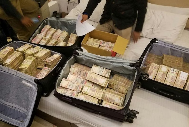 Rs 3.25 cr seized from Delhi’s Karol Bagh hotel Rs 3.25 cr seized from Delhi’s Karol Bagh hotel