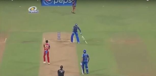 VIDEO: When cricket pitch turned into warzone