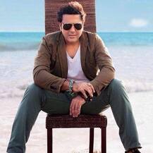 Govinda launches restaurant 'Hero No.1' in Delhi