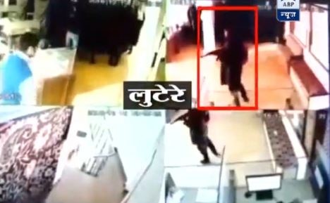 Watch Video: Terrorists loot Rs 11 lakh from bank in Jammu and Kashmir Watch Video: Terrorists loot Rs 11 lakh from bank in Jammu and Kashmir