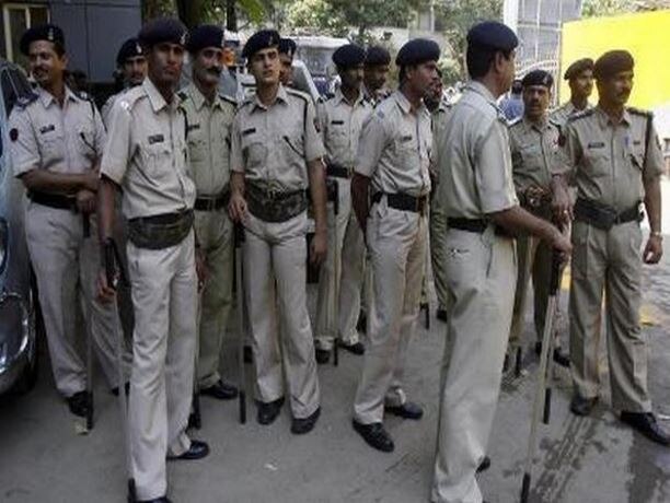 Delhi Police to today conduct lie detector test on missing JNU student Najeeb's roommate Delhi Police to today conduct lie detector test on missing JNU student Najeeb's roommate