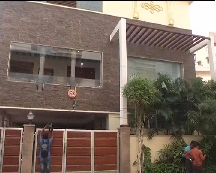 IT officials raid Tamil Nadu Chief Secretary's residence in Chennai