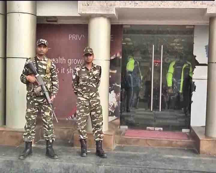 Delhi: Kotak Mahindra raided by IT department, bank denies fake accounts