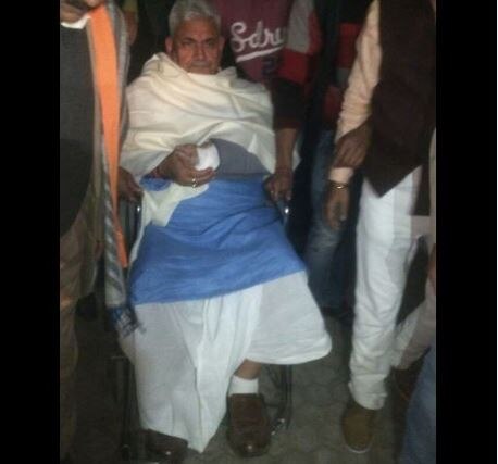 Union Minister Manoj Sinha sustains fracture in road accident in Uttar Pradesh Union Minister Manoj Sinha sustains fracture in road accident in Uttar Pradesh