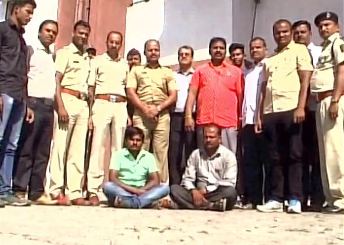 WATCH: Police arrest two with 115 snakes including 70 cobras in Pune