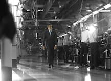 Amitabh Bachchan \'works\' at Son-in-Law\'s Factory with Grandchildren 