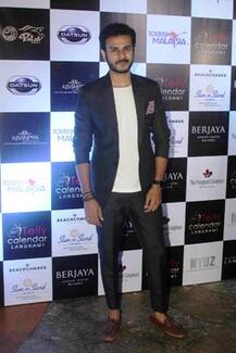 Small Screen Celebs Dazzle At Telly Calendar 2017 Launch Event