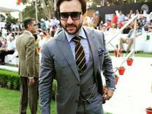 Saif praises \'Dangal\', terms Aamir \'phenomenal\'