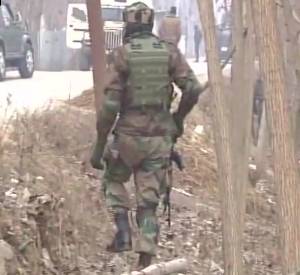 J&K: Encounter between terrorists & Army in Bandipora; 2 soldiers injured