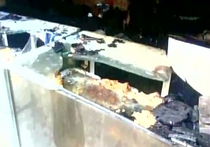 Pune: 6 asphyxiate to death after fire breaks out at bakery in Kondhwa due to short-circuit Pune: 6 asphyxiate to death after fire breaks out at bakery in Kondhwa due to short-circuit