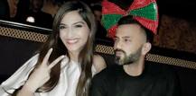 WHOAA! Sonam Kapoor makes her RELATIONSHIP PUBLIC