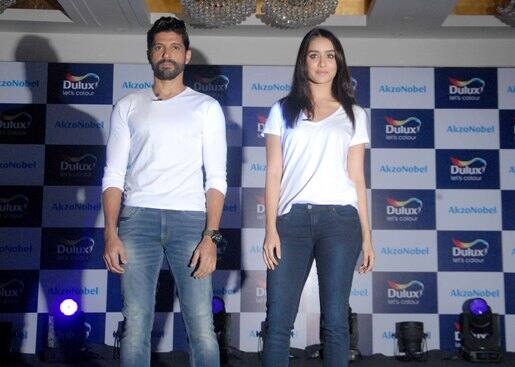 Shraddha Kapoor Livid Over On Her Living-In Reports With Farhan Akhtar Shraddha Kapoor Livid Over On Her Living-In Reports With Farhan Akhtar