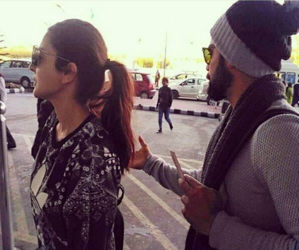  Now the cricketer actor couple got clicked while returning from their vacation at the Dehradun airport. In the pictures they look amazing as always and again photos will make their fans happy. (IMAGE COURTESY: INSTAGRAM)