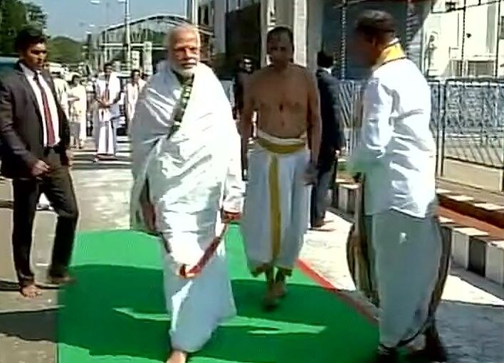 LIVE: Prime Minister Modi offers prayers at Sri Venkateswara Swamy Temple at Tirupati