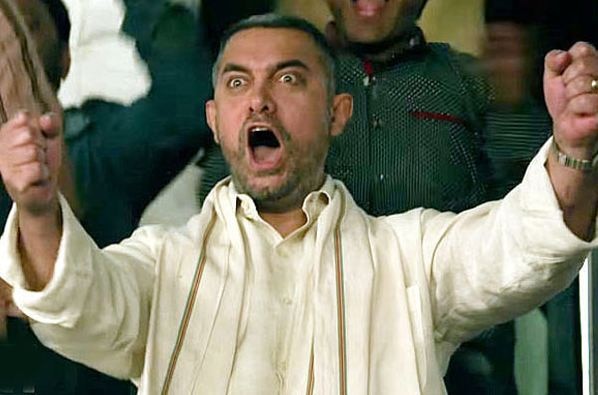 Aamir Khan's Dangal crosses Rs 300 crores on day 13 Aamir Khan's Dangal crosses Rs 300 crores on day 13