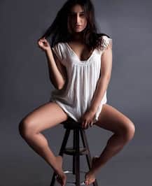  TV Actress Saloni Chopra\'s Hot And Bold Pictures Will Give You Serious Vacation Goals