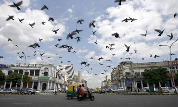 Delhi: Starting February, vehicles banned in Connaught Place for 3 months Delhi: Starting February, vehicles banned in Connaught Place for 3 months