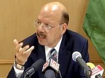 ECI seeks Cabinet Secy\'s reply on Opposition\'s budget delay demand