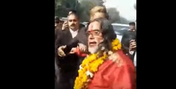 Did BIGG BOSS 10 team kidnap Swami Om? Check this VIRAL VIDEO  Did BIGG BOSS 10 team kidnap Swami Om? Check this VIRAL VIDEO