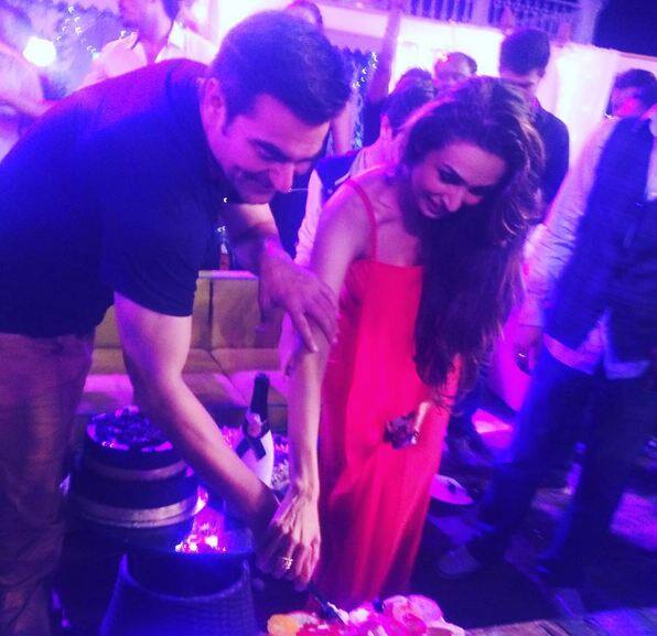 One of Bollywood’s most loved couple Malaika Arora Khan and Arbaaz Khan left their fans in shock when speculations over divorce got confirmed last year. Though the estranged couple came together to party in many occasions but they have never talked about it. (ALL IMAGES: INSTAGRAM/MALAIKA AORA FAN PAGES)