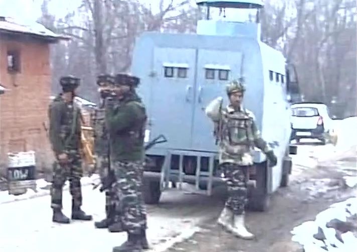 Kashmir encounter: 1 militant killed in encounter with security forces in Bandipora, 1 soldier injured  Kashmir encounter: 1 militant killed in encounter with security forces in Bandipora, 1 soldier injured