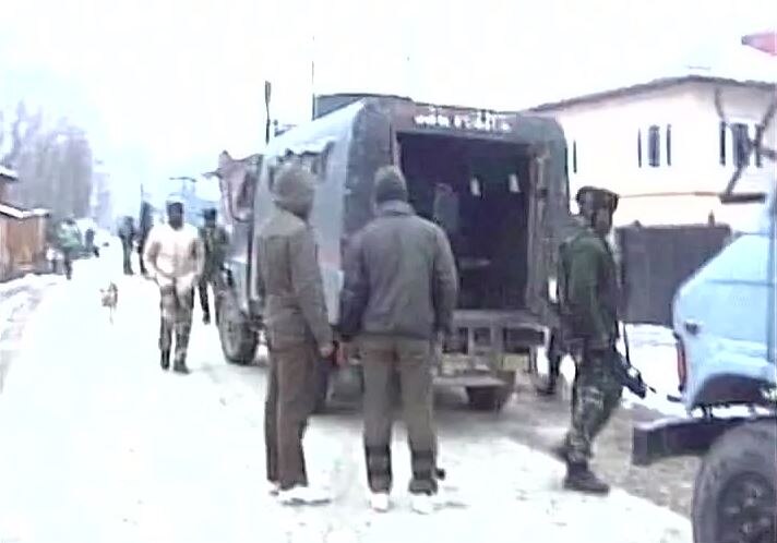 Kashmir encounter: 1 militant killed in encounter with security forces in Bandipora, 1 soldier injured