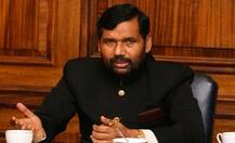 Union Minister Ramvilas Paswan admitted to ICU after complaint of breathlessness; stable now