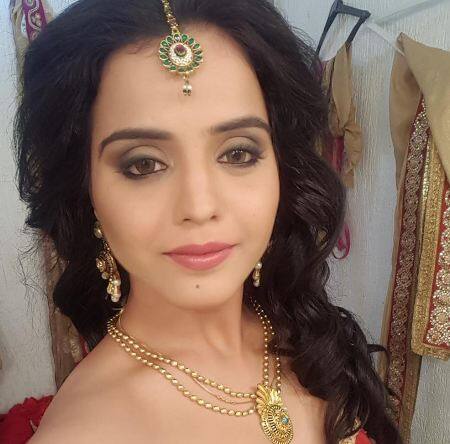 Nisha Pareek to enter 'TV Ke Uss Paar' Nisha Pareek to enter 'TV Ke Uss Paar' Nisha Pareek to enter 'TV Ke Uss Paar'