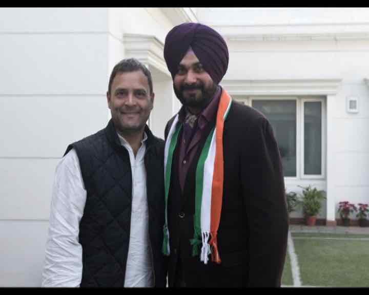 Sidhu joins Cong, to contest from Amritsar-East Sidhu joins Cong, to contest from Amritsar-East