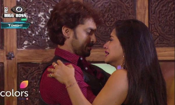 BIGG BOSS 10: OMG! Monalisa to get MARRIED inside the house BIGG BOSS 10: OMG! Monalisa to get MARRIED inside the house