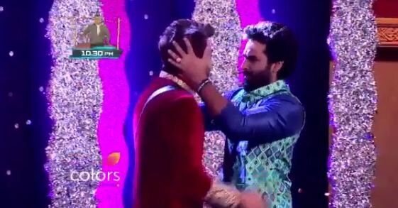 BIGG BOSS 10: Manu-Manveer mimic  Monalisa’s husband Vikrant; Check out the VIDEO BIGG BOSS 10: Manu-Manveer mimic  Monalisa’s husband Vikrant; Check out the VIDEO