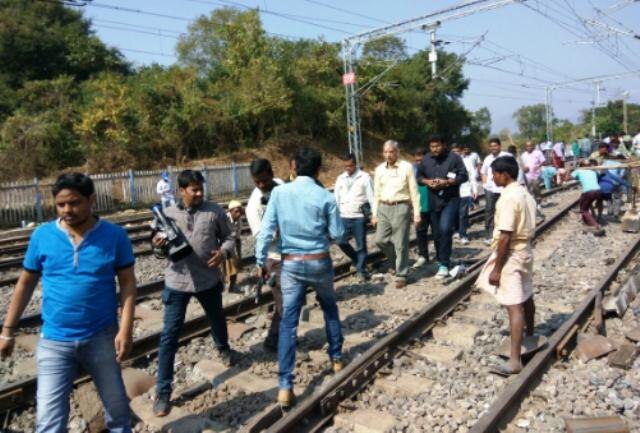 Hirakhand Express: CID visits train derailment site Hirakhand Express: CID visits train derailment site