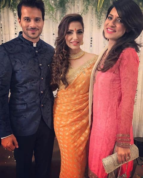 TV actress Simple Kaul also attended the bash and congratulated the couple!(Image Courtesy - Instagram/SimpleKaul)
