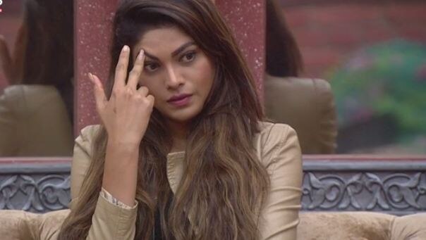 BIGG BOSS 10: Lopamudra Raut gets EXPOSED by Bigg Boss BIGG BOSS 10: Lopamudra Raut gets EXPOSED by Bigg Boss