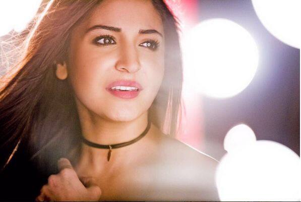 Anushka Sharma, through her tweet, reminded us about the 'hard struggle' the nation faced in the past,