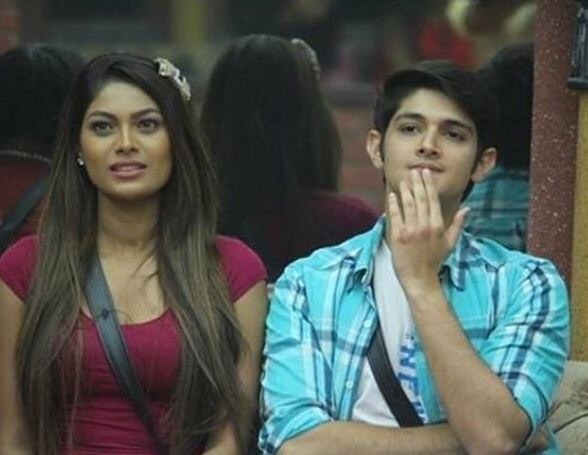 Bigg Boss 10: Rohan Mehra posts heartfelt message for fans on social media, appeals vote for Lopa Bigg Boss 10: Rohan Mehra posts heartfelt message for fans on social media, appeals vote for Lopa