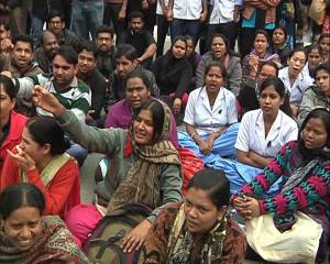 Over 500 AIIMS’ nurses stage protest, demand justice for colleague Rajbir Kaur’s death