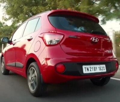 Hyundai Grand i10 facelift launched in India at Rs 4.58 lakh Hyundai Grand i10 facelift launched in India at Rs 4.58 lakh