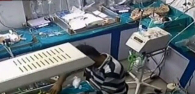  Shocking VIDEO of hospital attendant 'breaking leg' of 3-day-old baby Shocking VIDEO of hospital attendant 'breaking leg' of 3-day-old baby