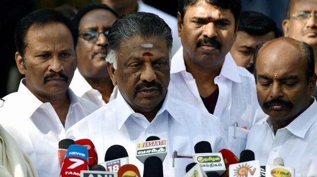 Panneerselvam leads hunger strike demanding probe into Jayalalithaa's death