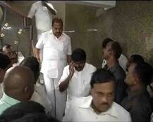 AIADMK crisis: Fearing horse-trading, Sasikala shifts 130 MLAs to a 5-star hotel