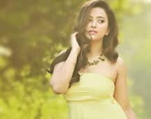 Shweta Basu Prasad makes comeback in Bollywood with \'Badrinath Ki Dulhania\'