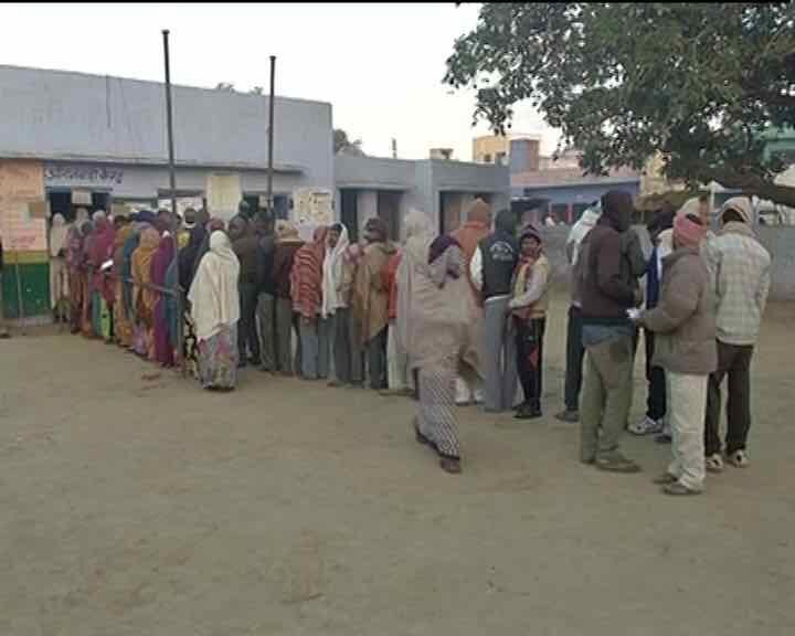 UP polls 2017: First phase of voting begins for state assembly elections UP polls 2017: First phase of voting begins for state assembly elections UP polls 2017: First phase of voting begins for state assembly elections