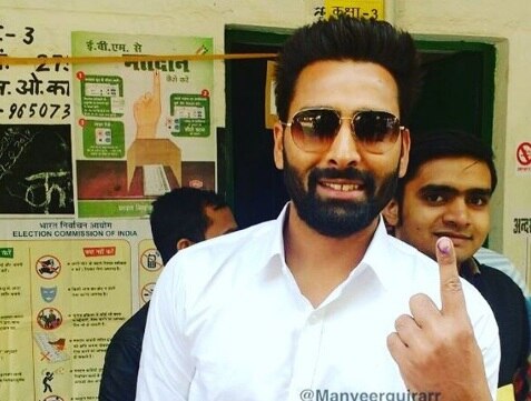 WATCH VIDEO: Bigg Boss winner Manveer Gurjar votes in Noida WATCH VIDEO: Bigg Boss winner Manveer Gurjar votes in Noida